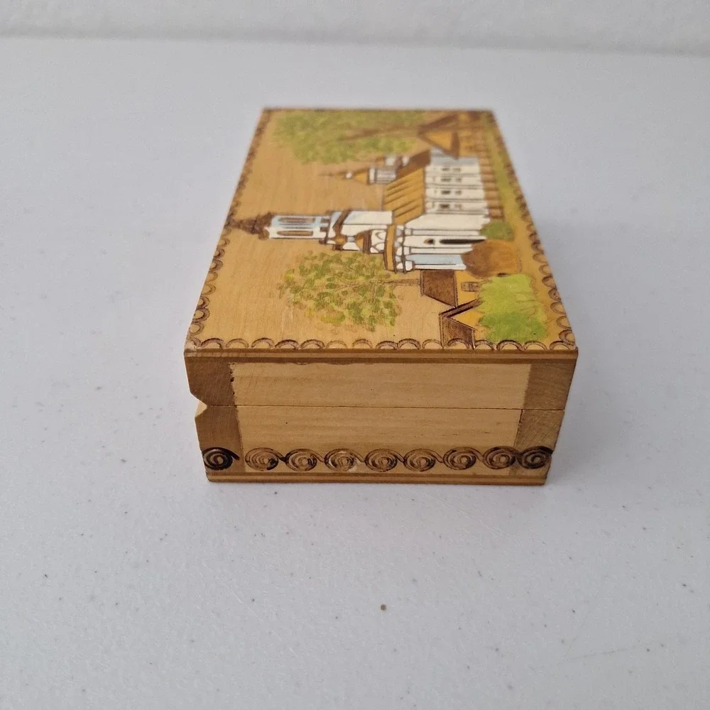 Vtg 1969 USSR‎ Russian Carved Wood Folk Art Pyrography Jewelry Trinket Box 5.5